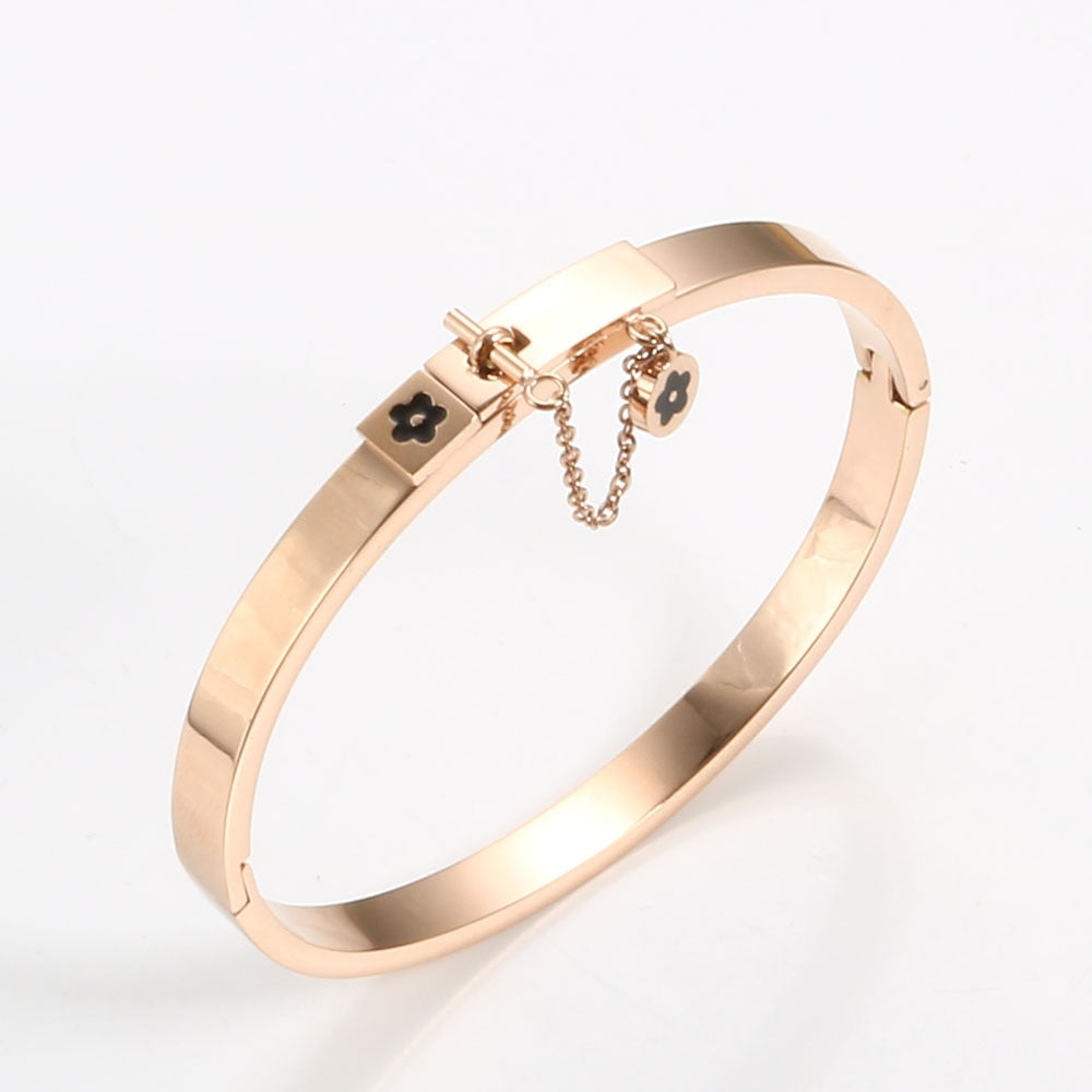 Stainless steel bracelet