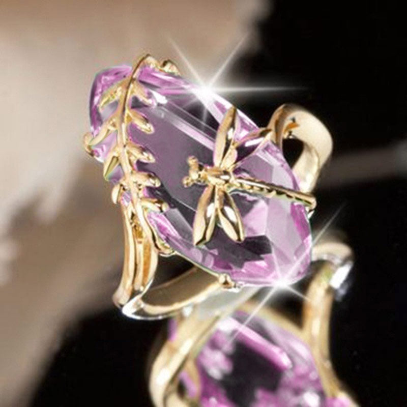 Dragonfly on stone ring