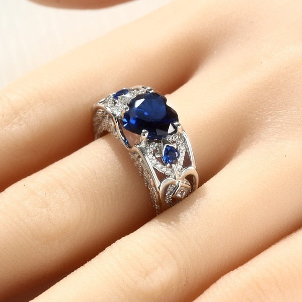 Ring - band with heart