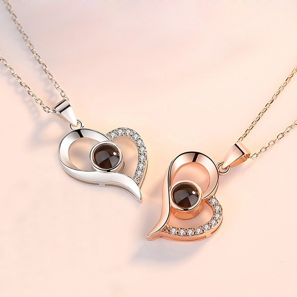 Necklace with a heart motif