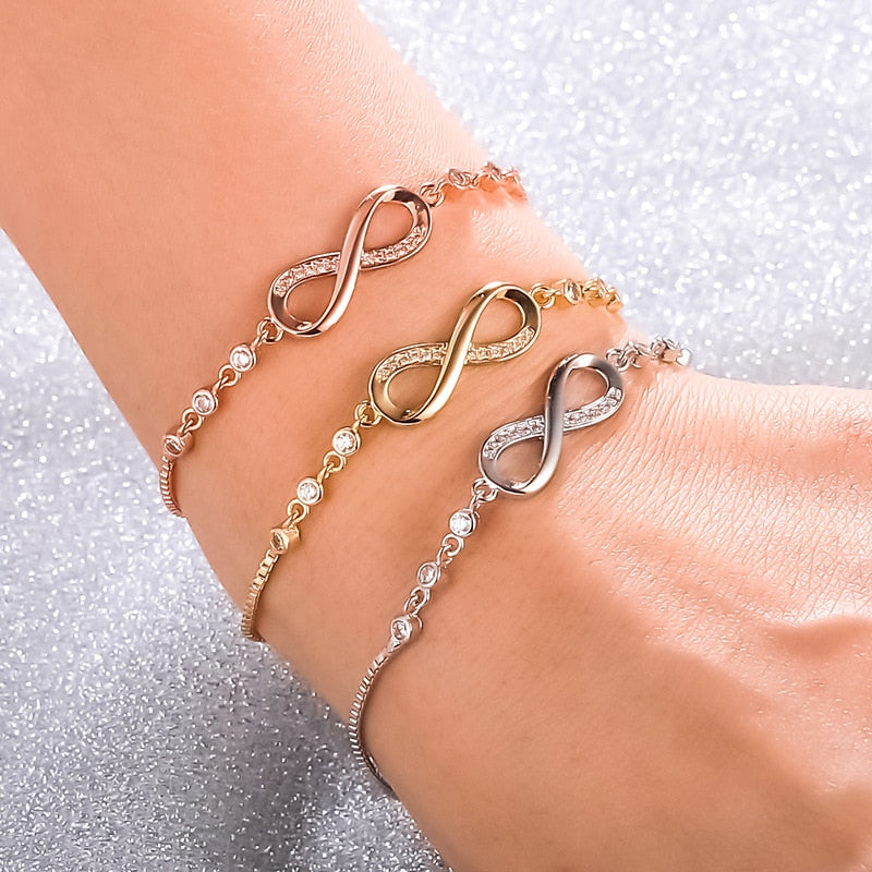Bracelet with infinity motif
