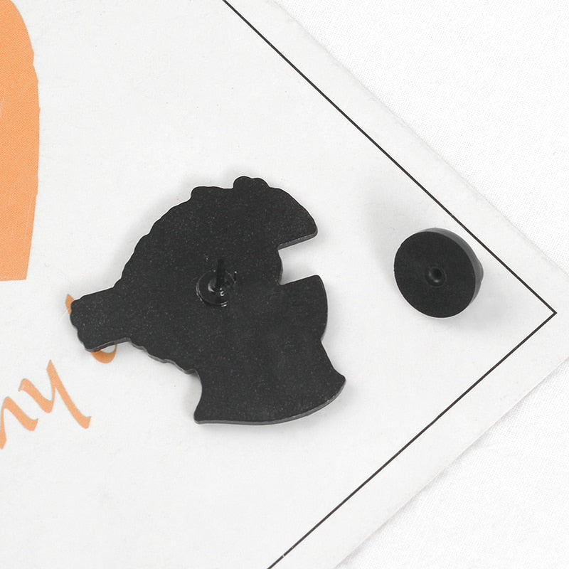 Sculpture pin