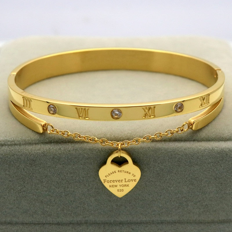 Bracelet with a chain