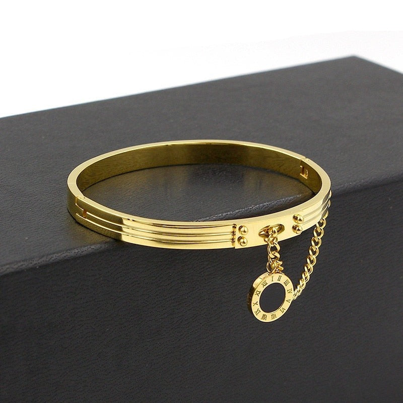 Minimalistic bracelet