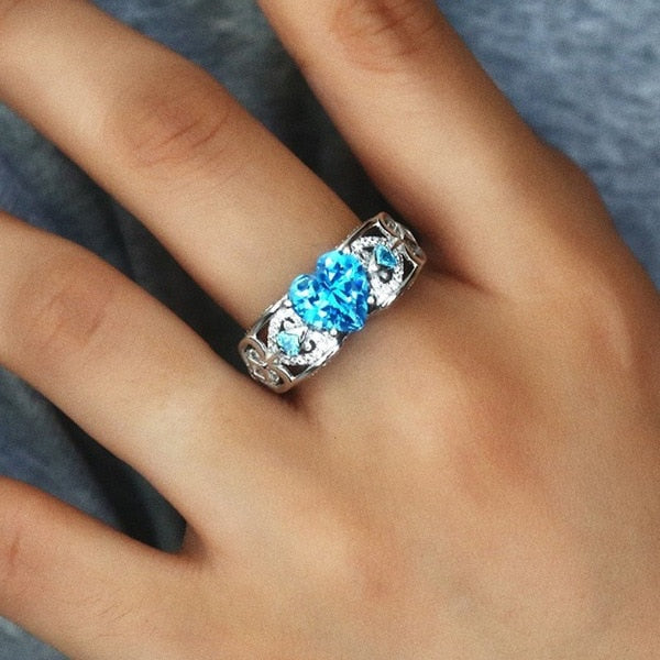 Ring - band with heart