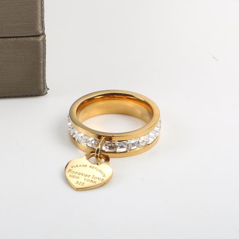 Heart ring