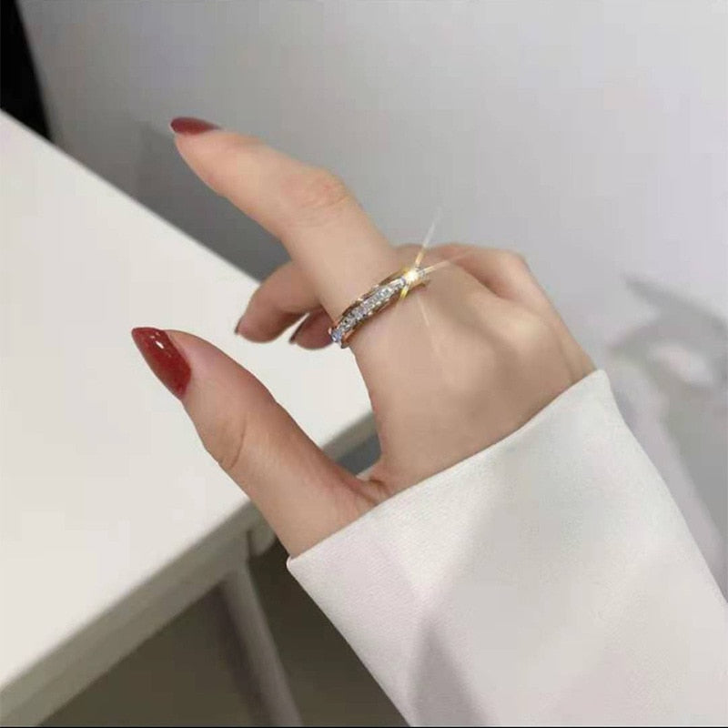 Cubic zirconia ring