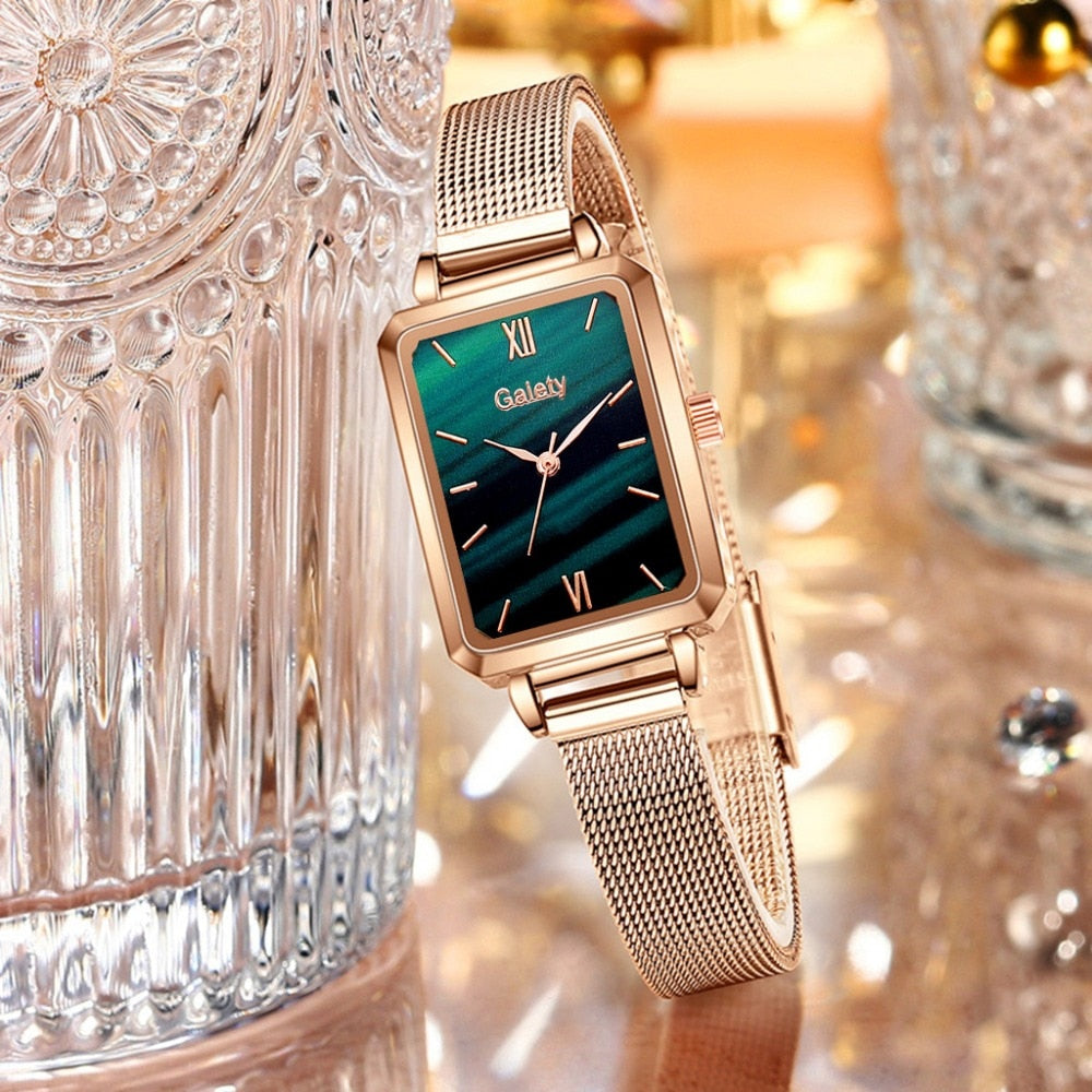 Elegant ladies watch on a bracelet with a stone motif