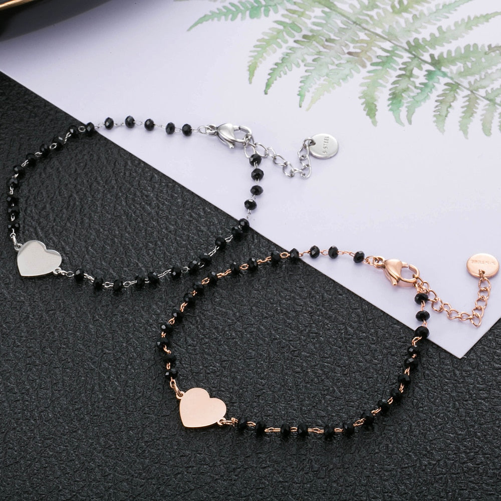 Simple bracelet with a heart