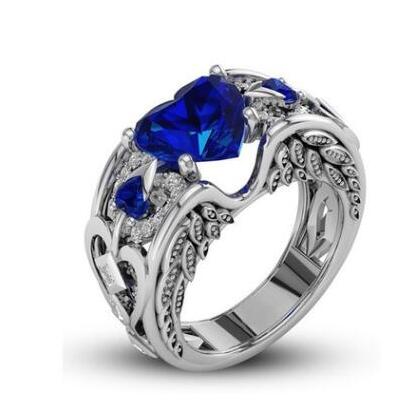 Ring - band with heart