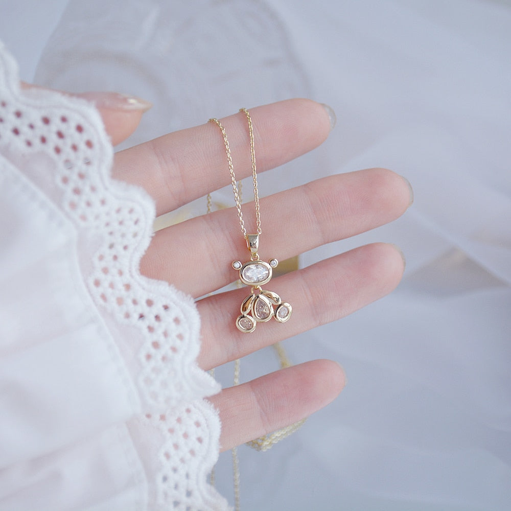Necklace with a teddy bear pendant