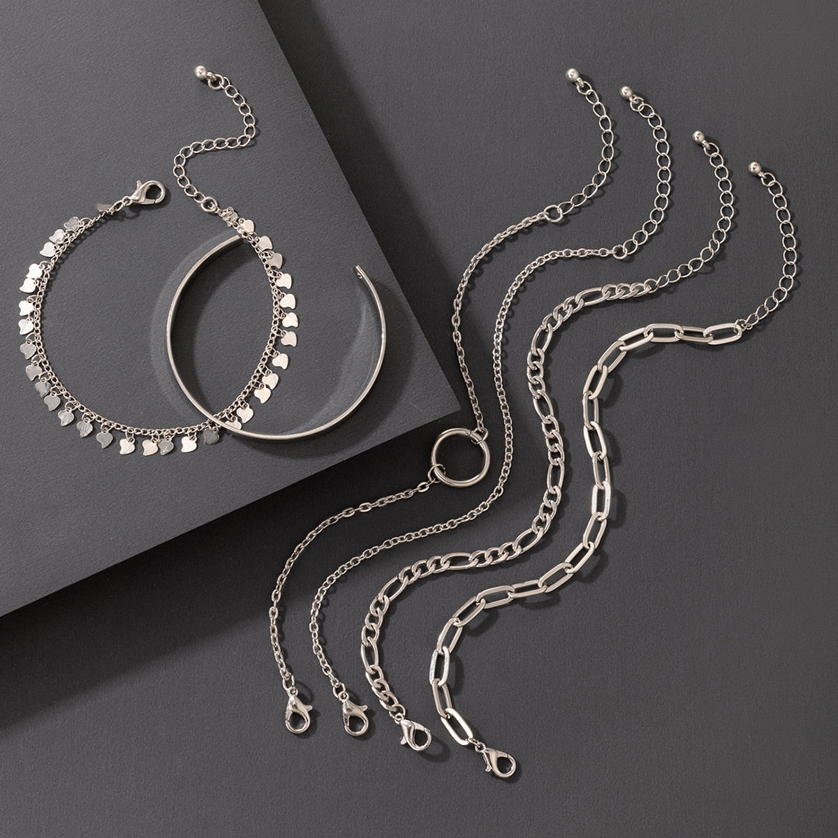 Set of bracelets