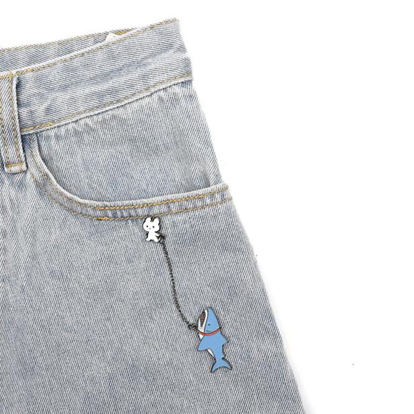 Pin with a chain - shark