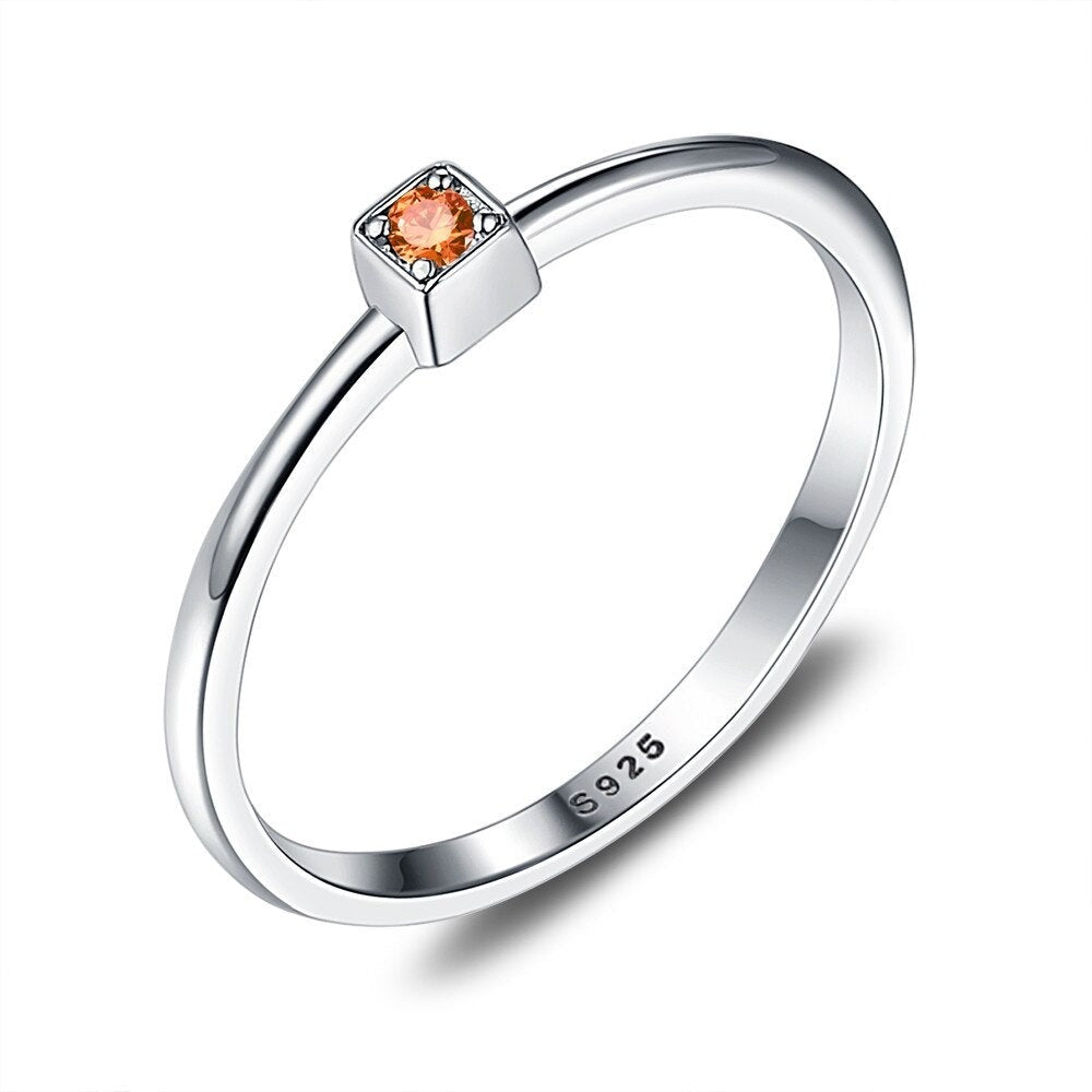 Ring with zircon