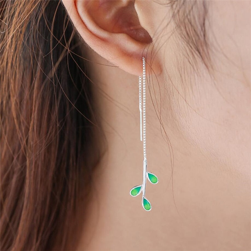 Hanging leaf earrings