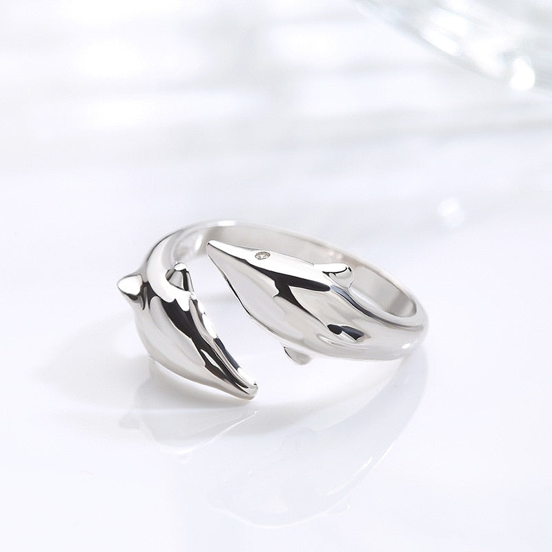 Dolphin motif ring