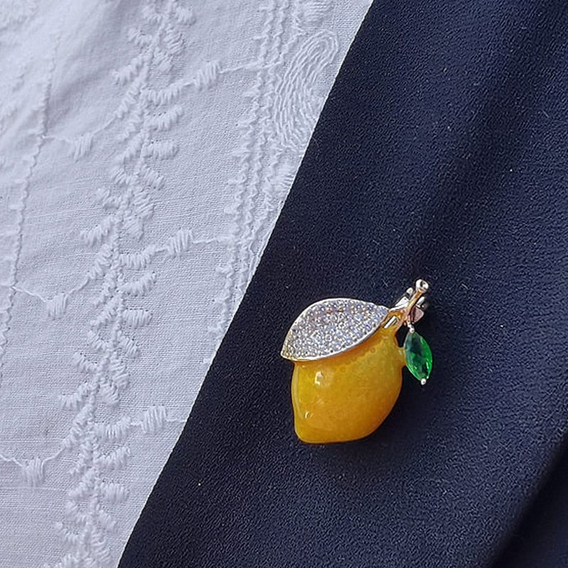 Lemon brooch