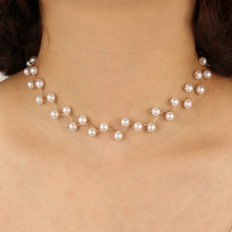 Pearl choker necklace