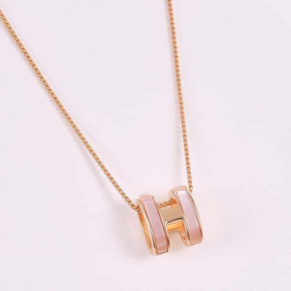 Silver necklace