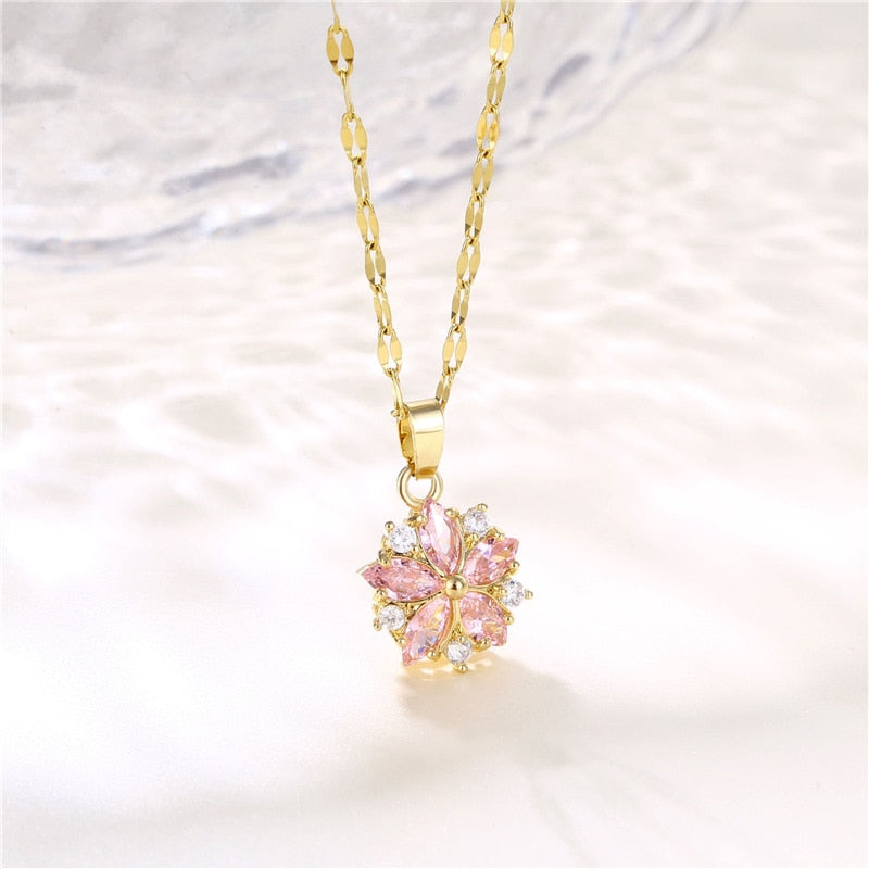Necklace with a flower pendant
