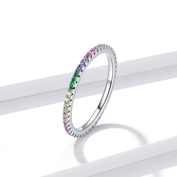 Ring with colorful zircons