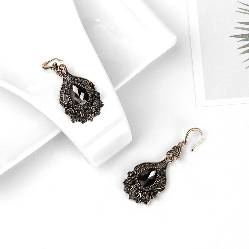 Vintage style earrings