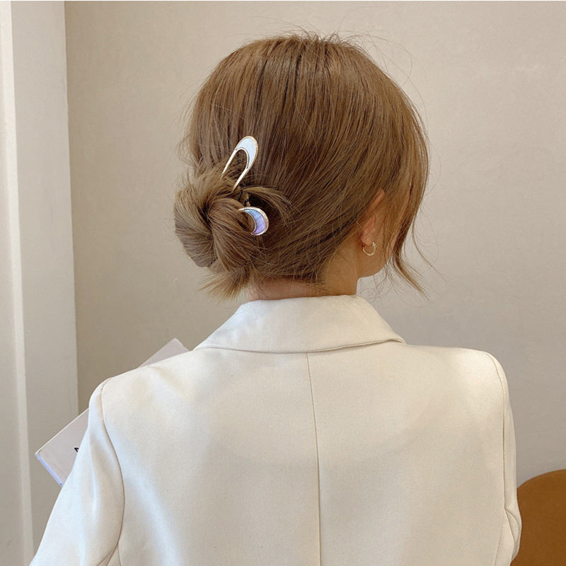 Hair slide with a colorful accent