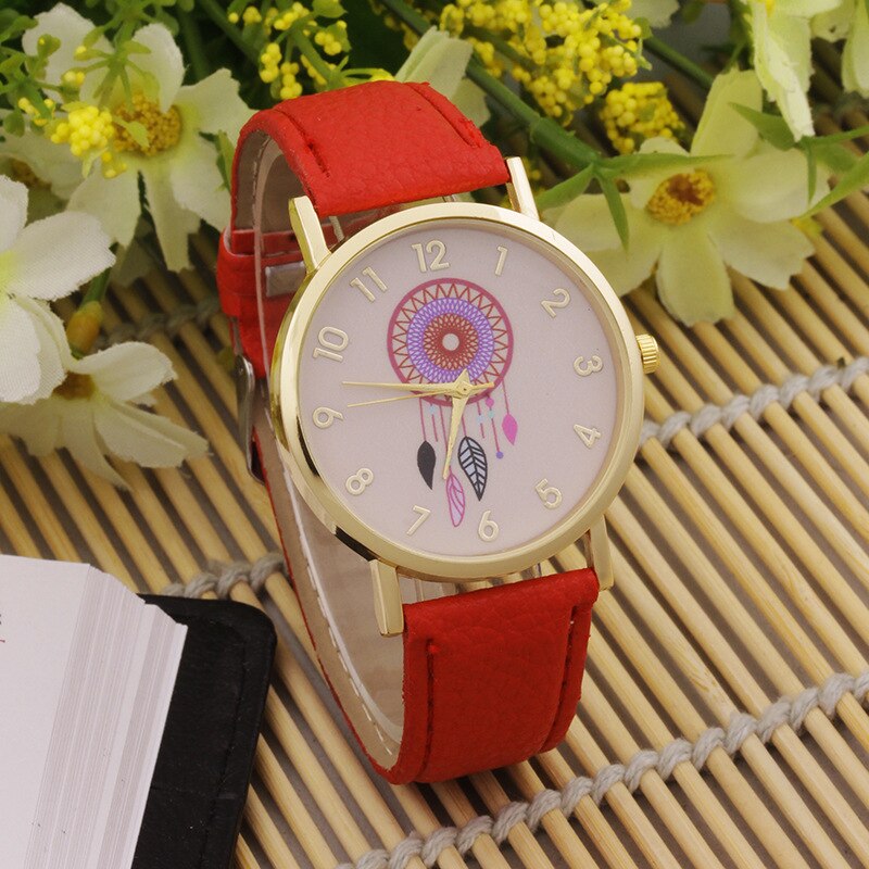 Women's watch with a dreamcatcher motif