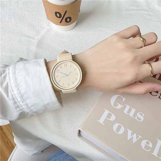 Minimalistic round ladies watch