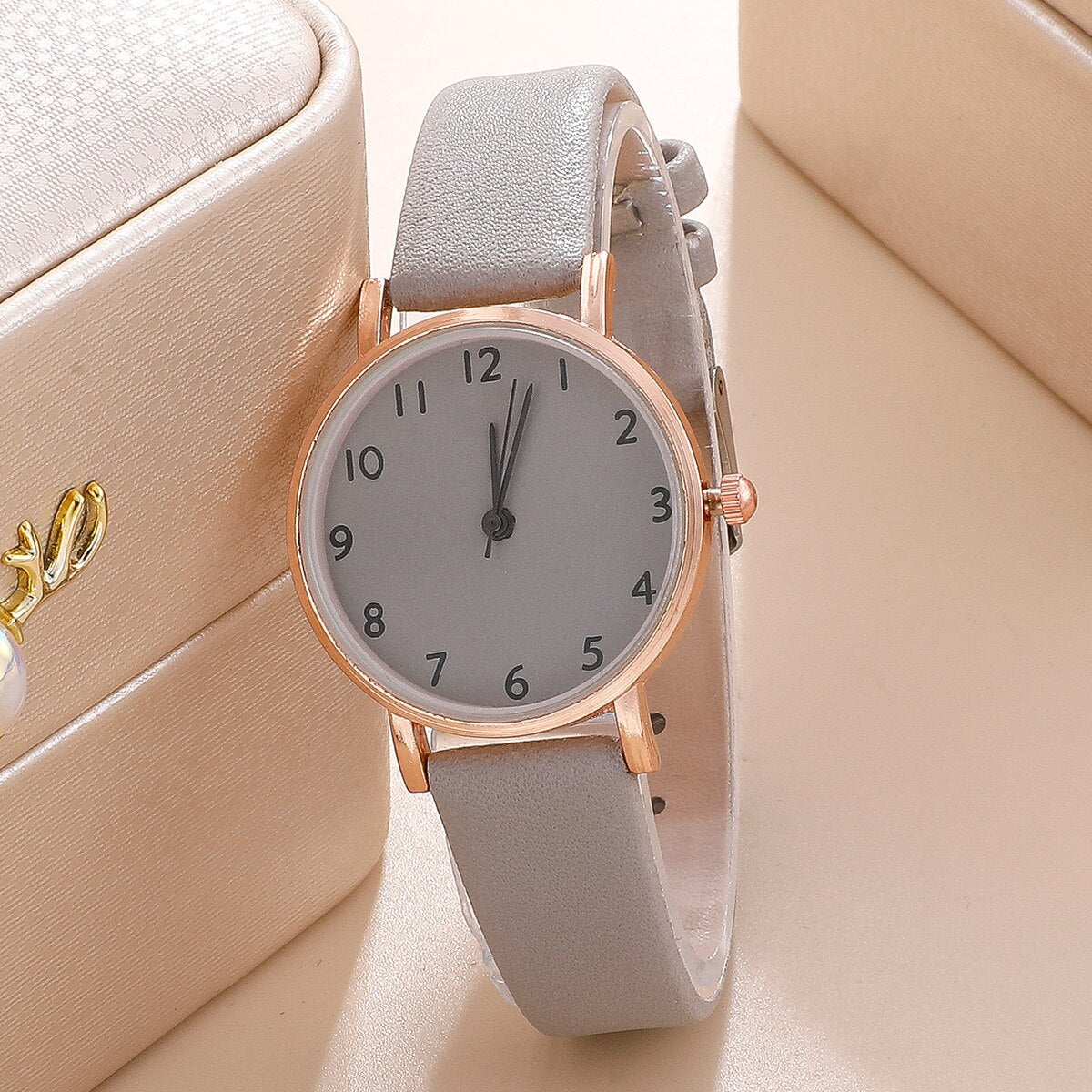 Women's classic watch with a bracelet