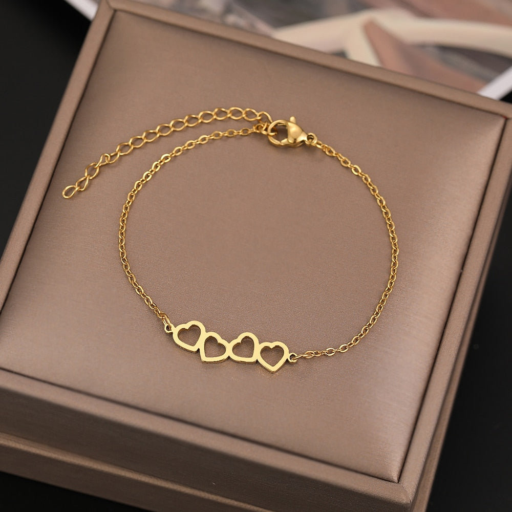 Bracelet with hearts