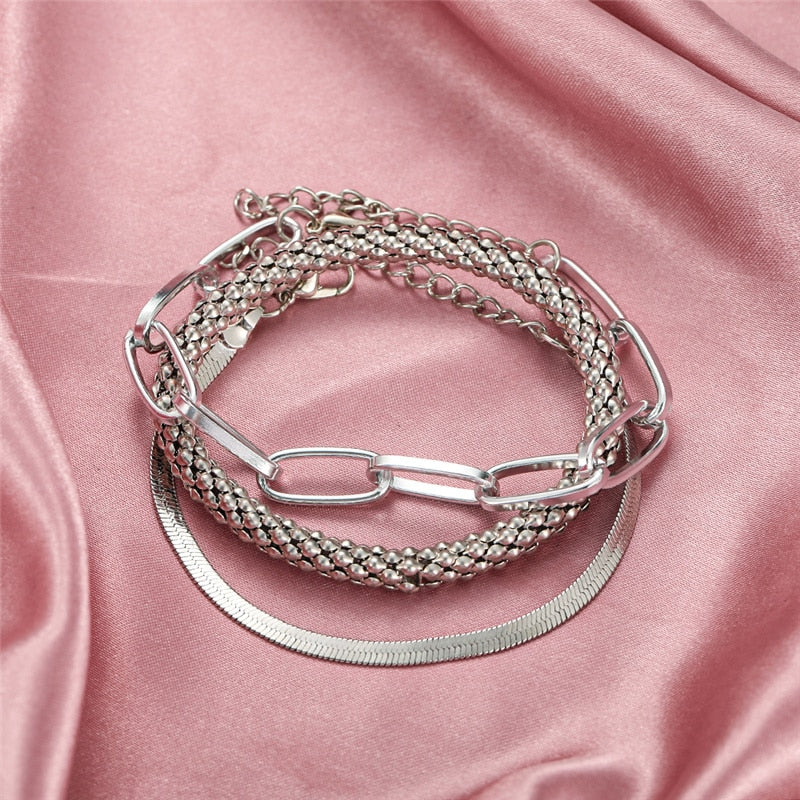 Set of bracelets