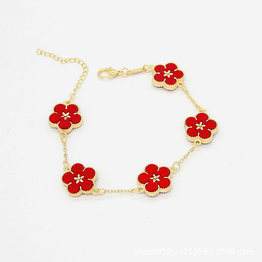 Bracelet with colorful flowers