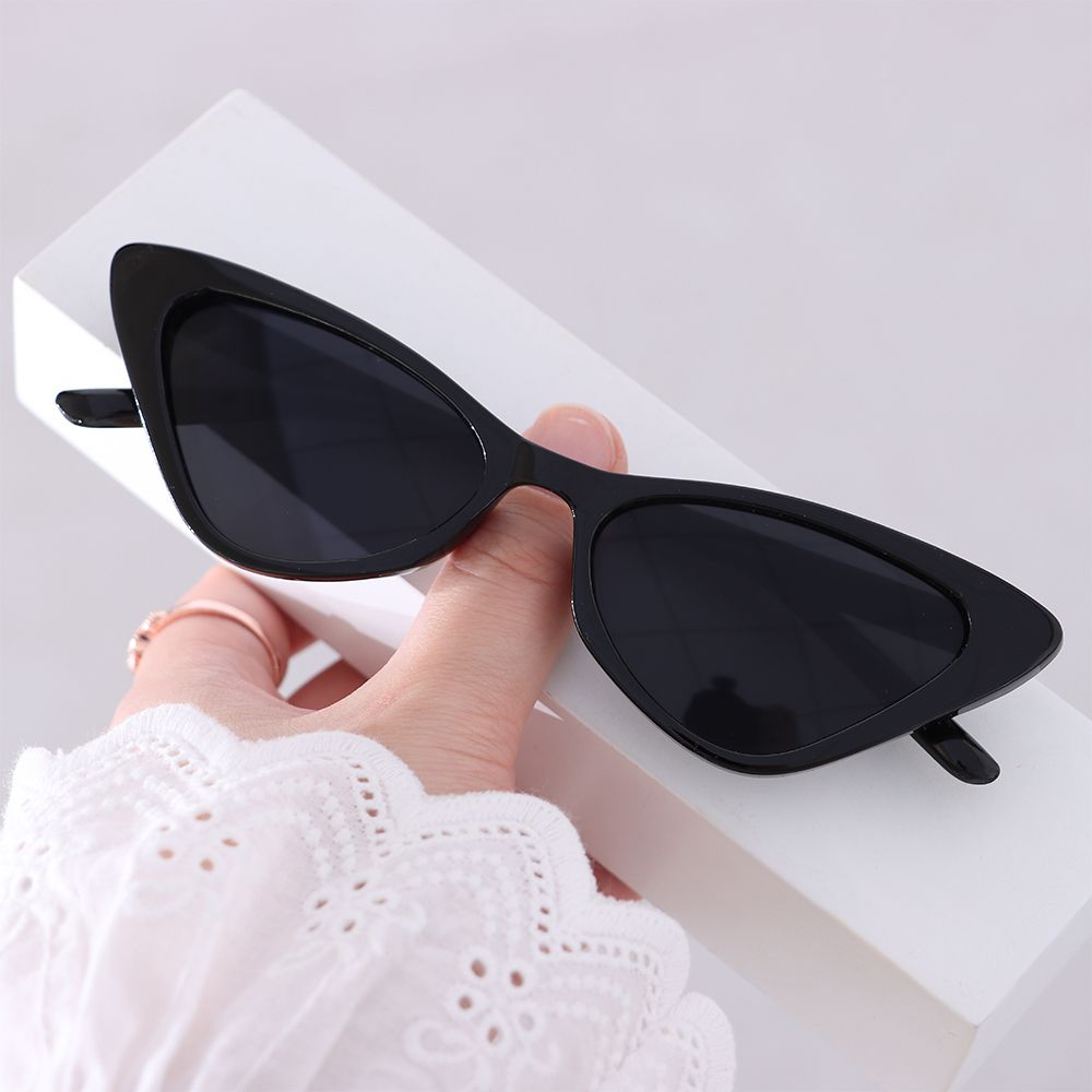 Rectangular sunglasses - cat eye
