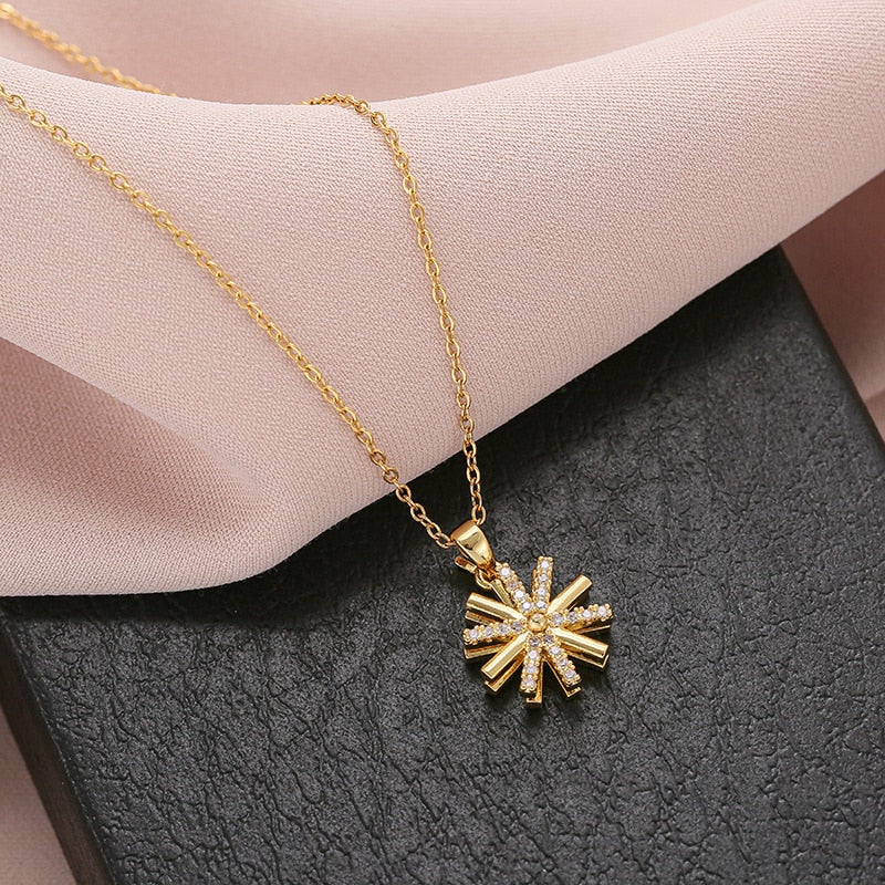 Necklace with a star-shaped pendant