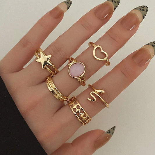 A set of gold rings