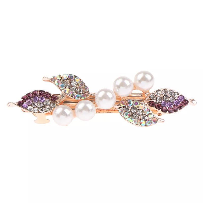 Hair clip with pearls