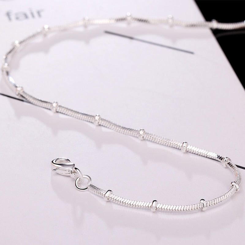 Classic silver necklace