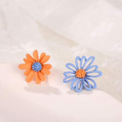 Asymmetrical earrings - flowers