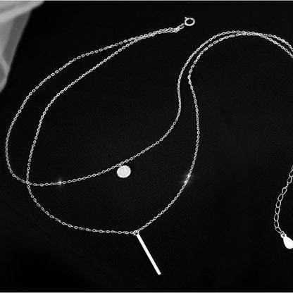 Double necklace with pendants