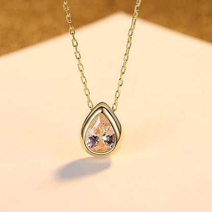 Teardrop necklace