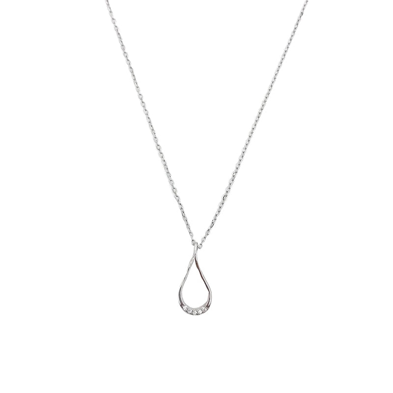 Minimalist teardrop necklace