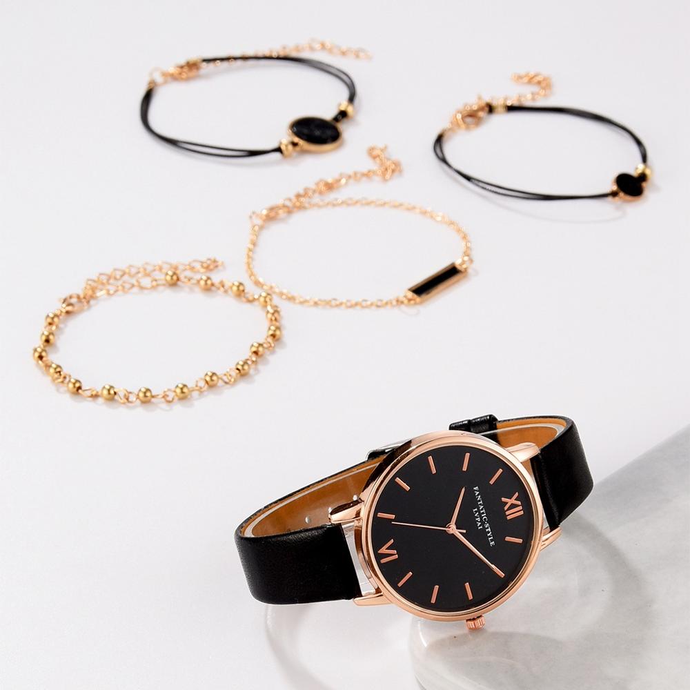 Ladies watch with a set of bracelets