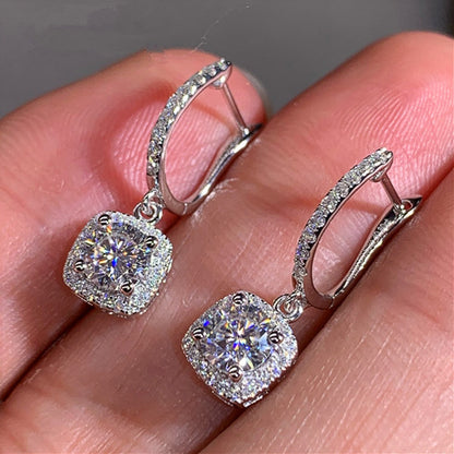 Earrings with zirconia