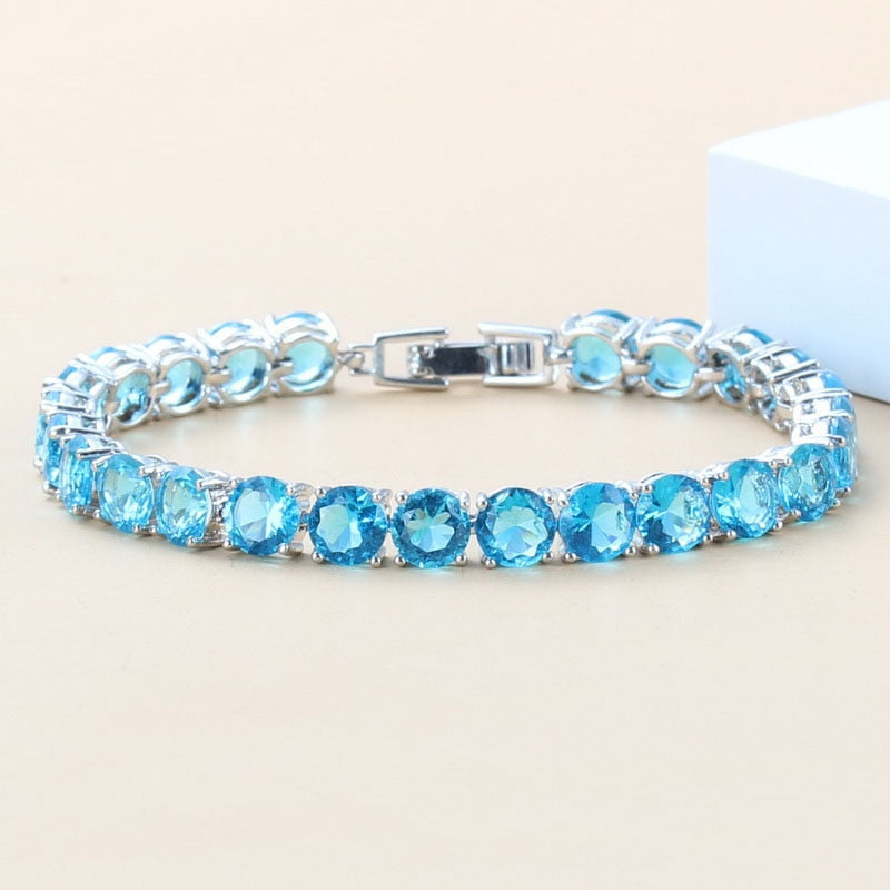 Bracelet with zircons