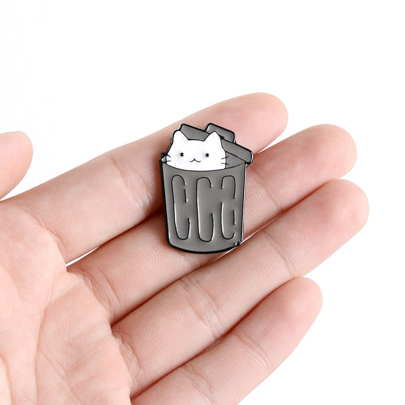 Cat-shaped pin