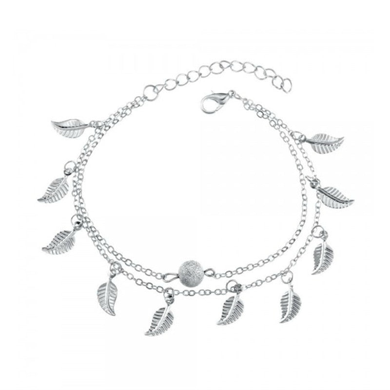 Ankle bracelet with leaf-shaped pendants