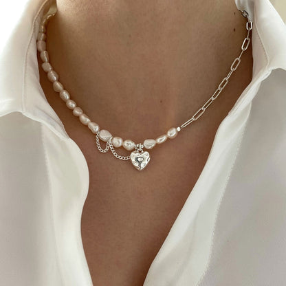 Imitation pearl necklace