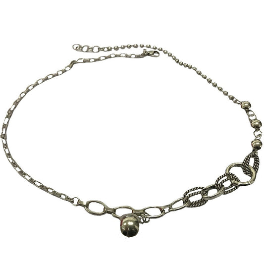 Silver necklace with a pendant