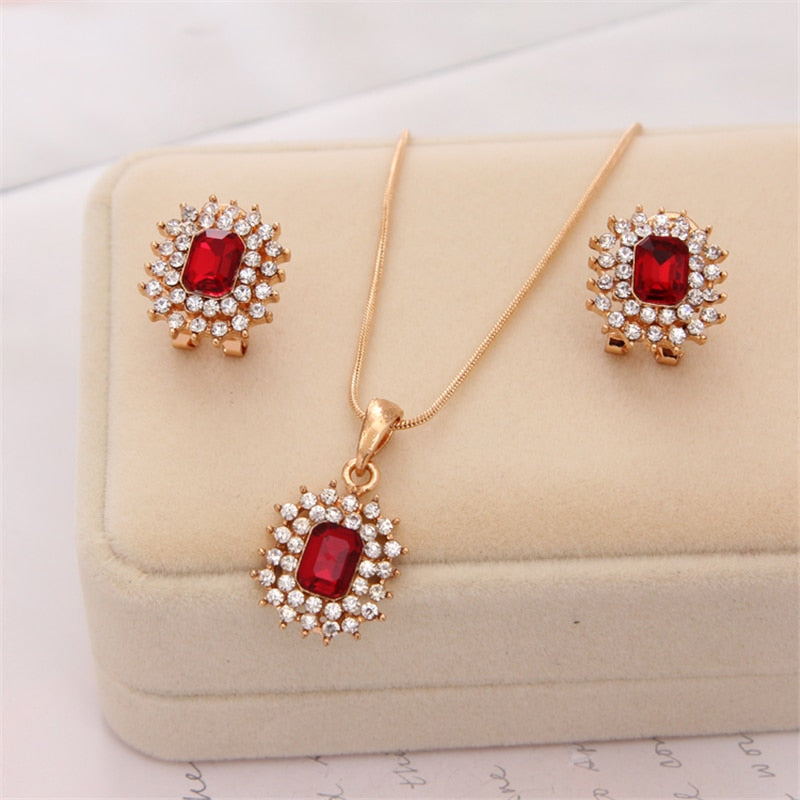 Jewelry set with zirconia